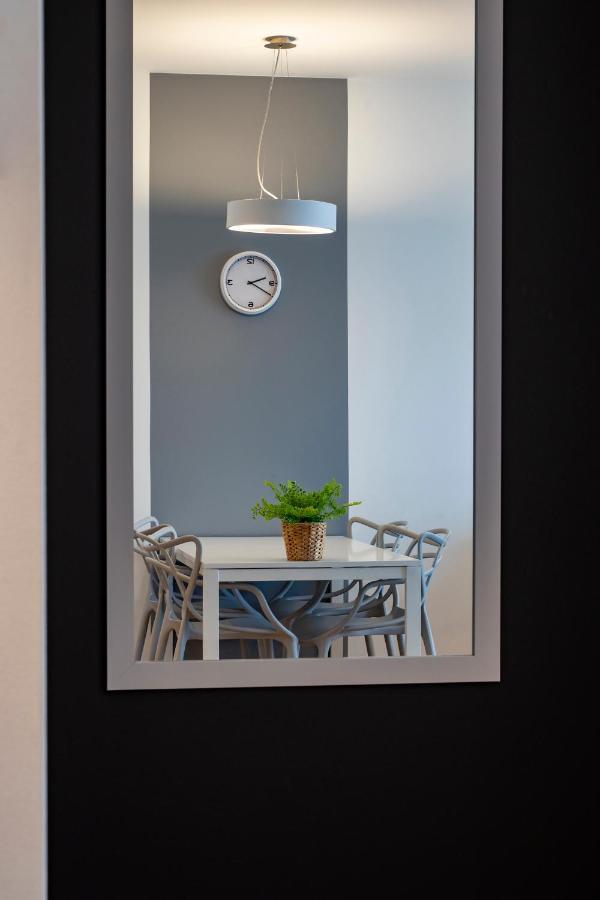 Cztery Oceany, Apartament Blisko Plazy, Grey Διαμέρισμα Γκντανσκ Εξωτερικό φωτογραφία